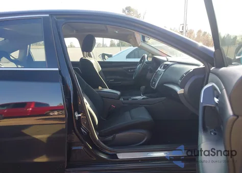 2016 Nissan Altima 2.5 Sv z USA, uszkodzony, nr VIN 1N4AL3AP9GC183650